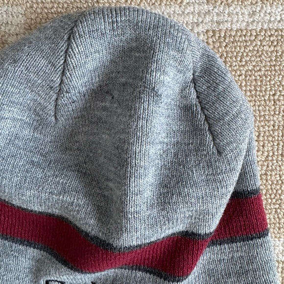 Carhartt Vintage Knit Beanie Y2K Outdoor Retro Style Gray Red Stripe One Size - Picture 7 of 7
